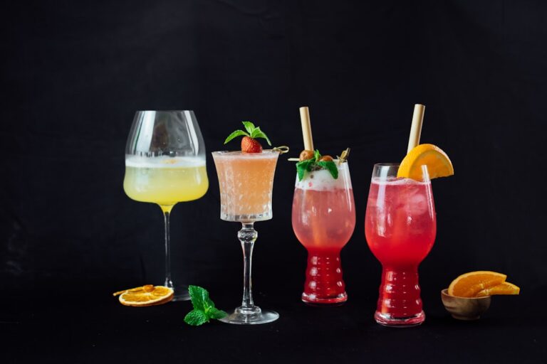 Photo Fall-themed cocktails